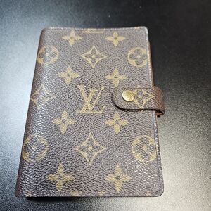 Authentic Louis Vuitton Monogram PM agenda